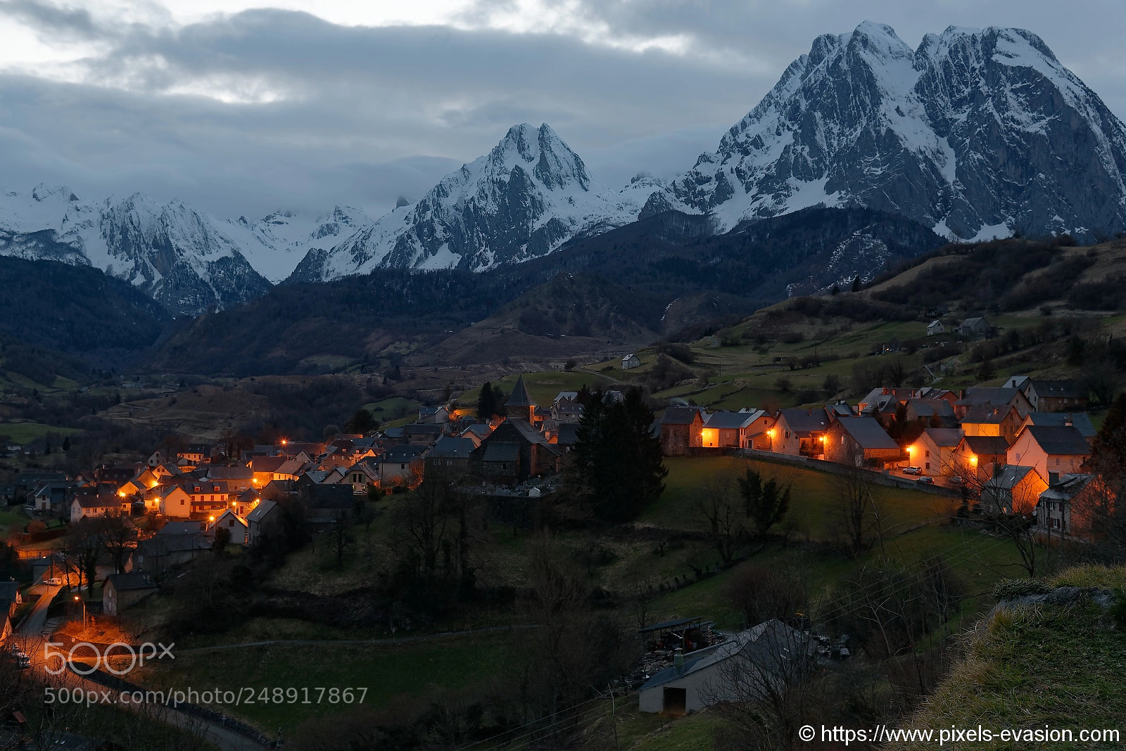 Nikon AF-S Nikkor 24-120mm F4G ED VR sample photo. Lescun, vallée d'aspe photography