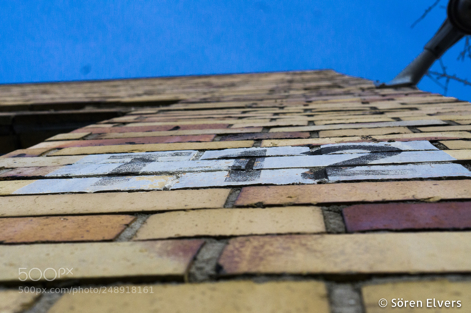 Sony a6000 sample photo. Heizkraftwerk außenmauer photography