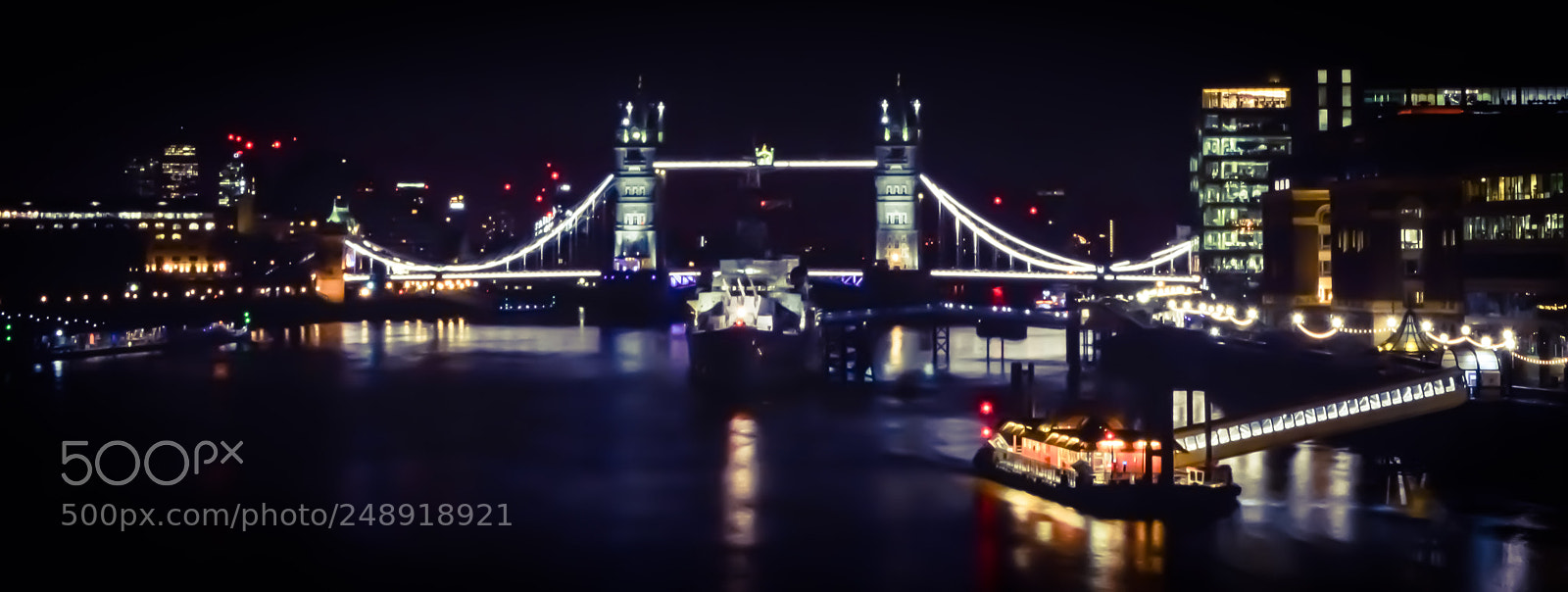 Nikon D3200 sample photo. London photography