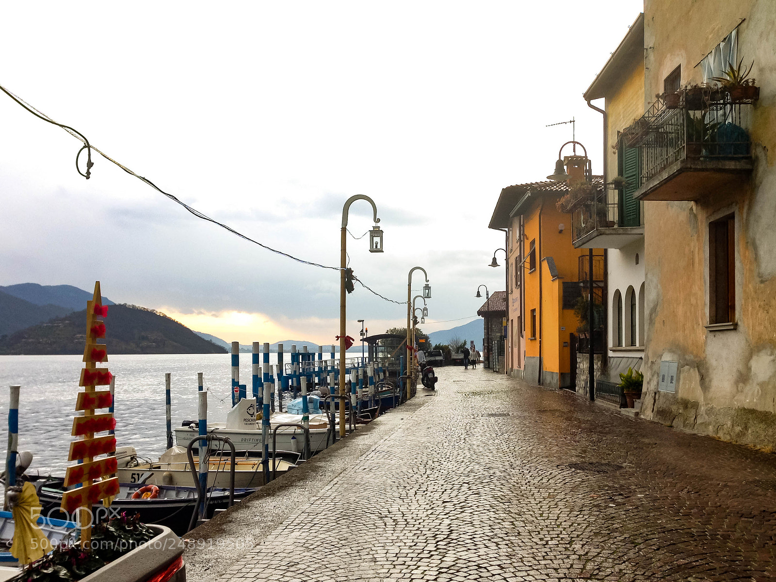 Apple iPhone 5 sample photo. The island on lake photography