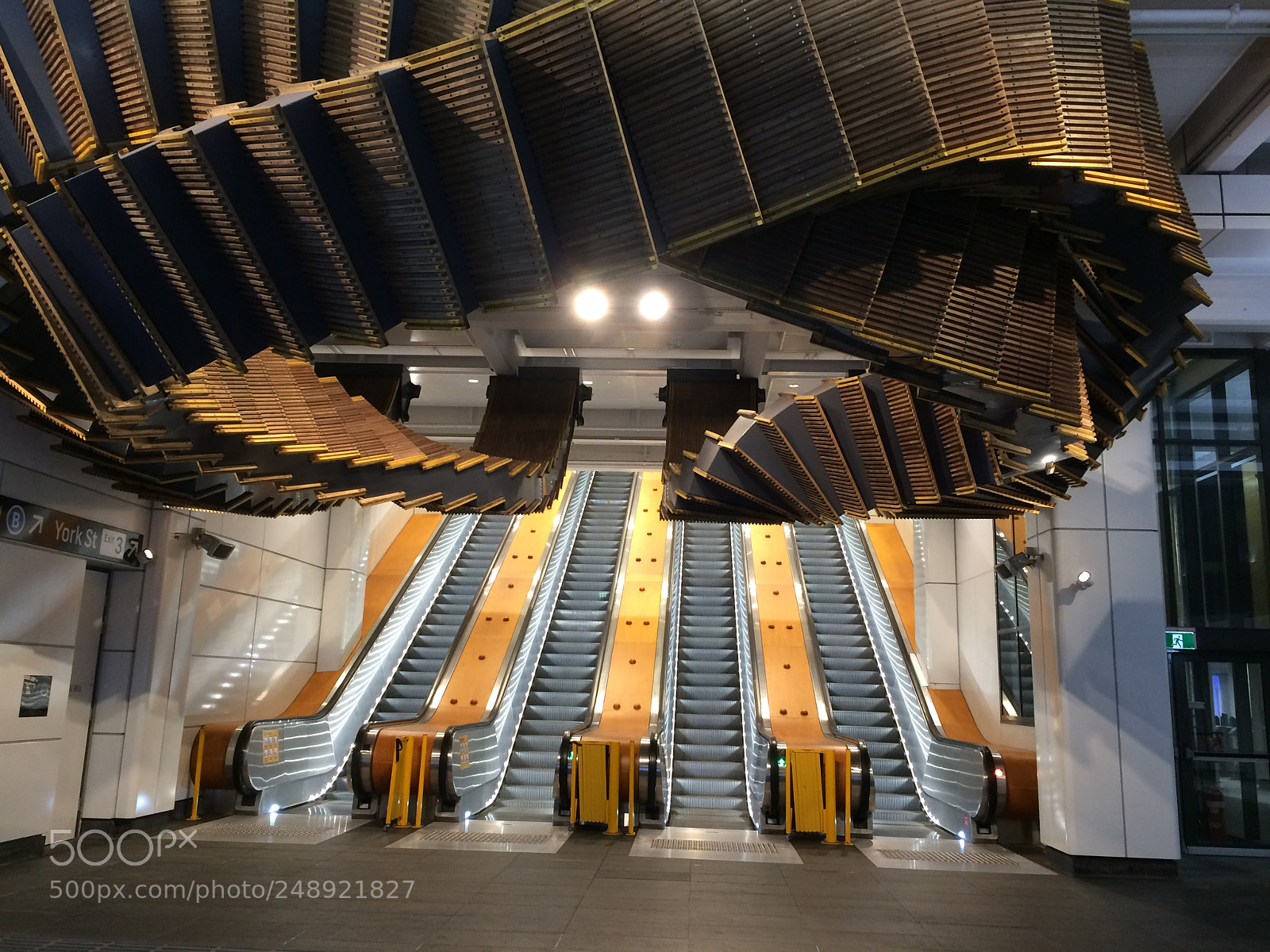 Apple iPhone 5s sample photo. Wynyard station escalators- old photography