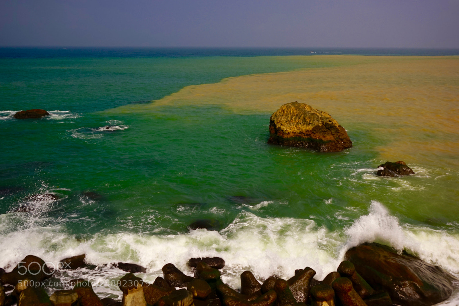 Sony a7 sample photo. Yin-yang sea photography