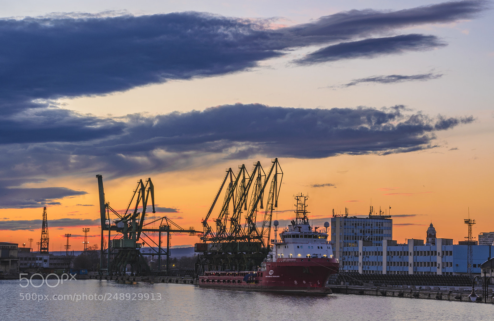 Nikon D5100 sample photo. Port views. photography
