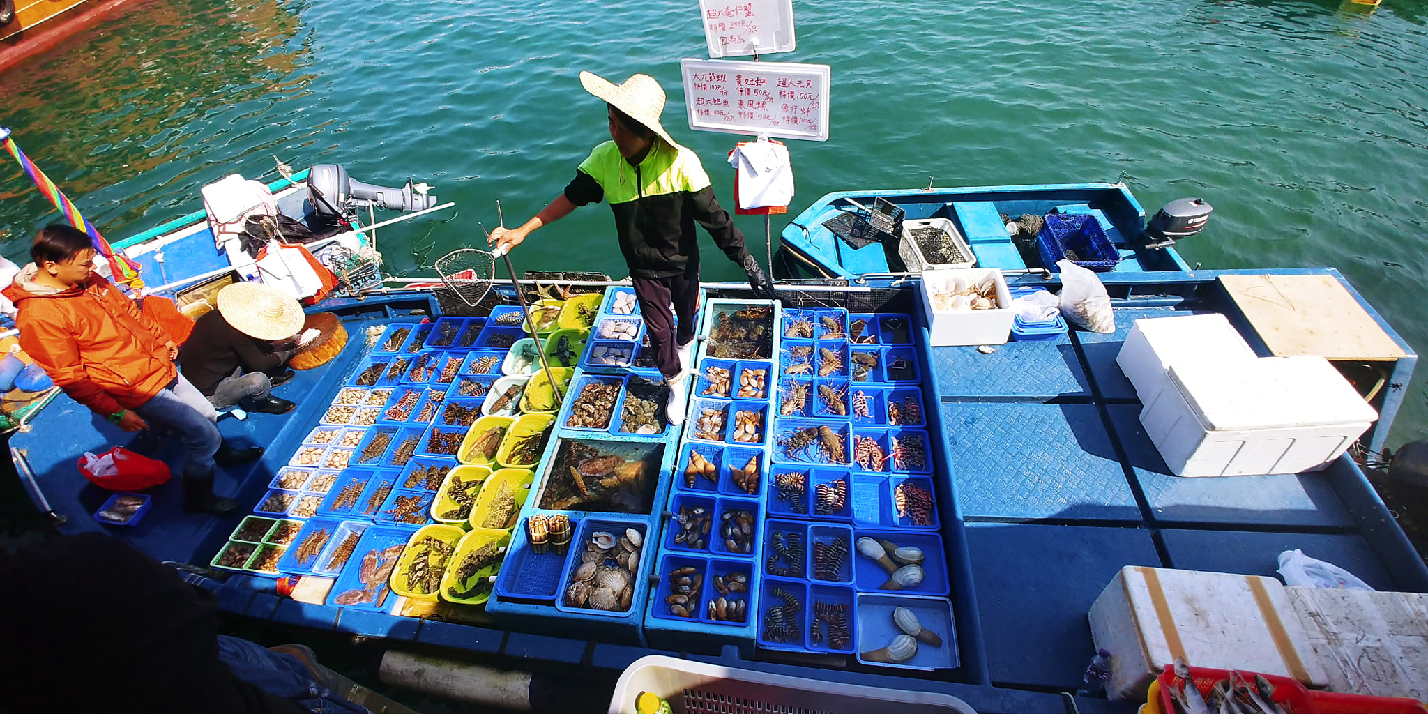 LG V30 sample photo. Floating fresh fish market @ sai kung hong kong photography
