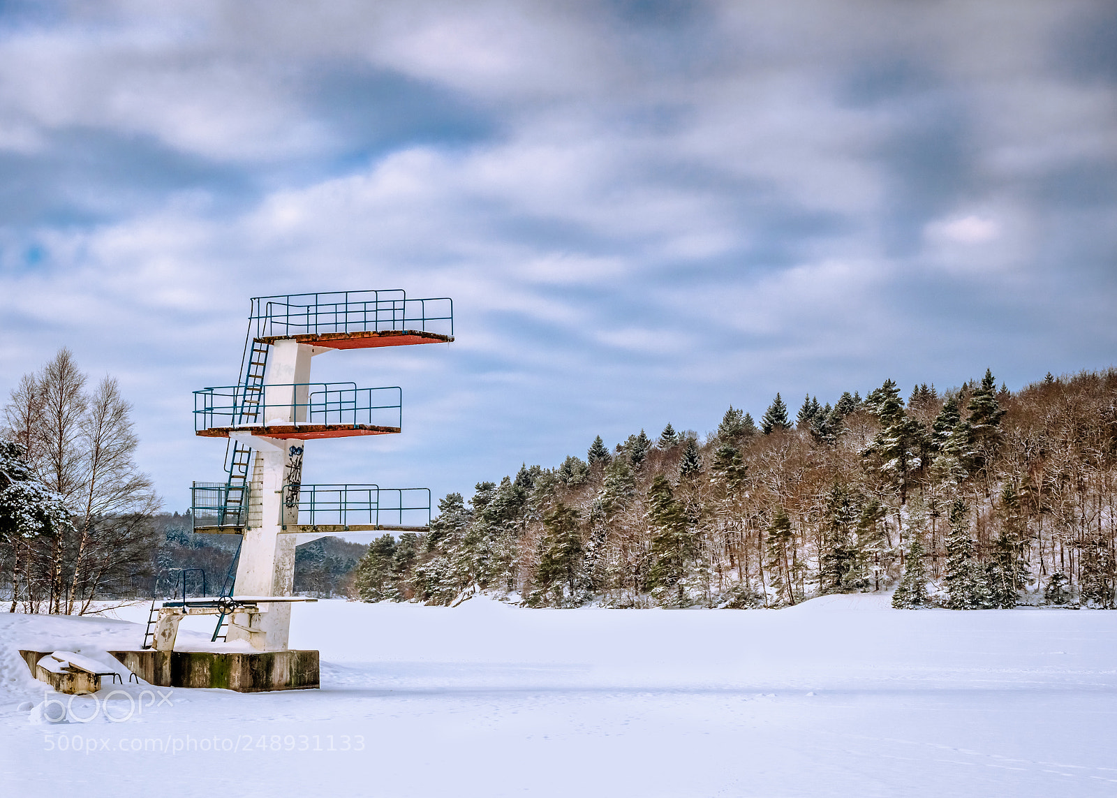 Olympus OM-D E-M1 Mark II sample photo. Last snowy days photography