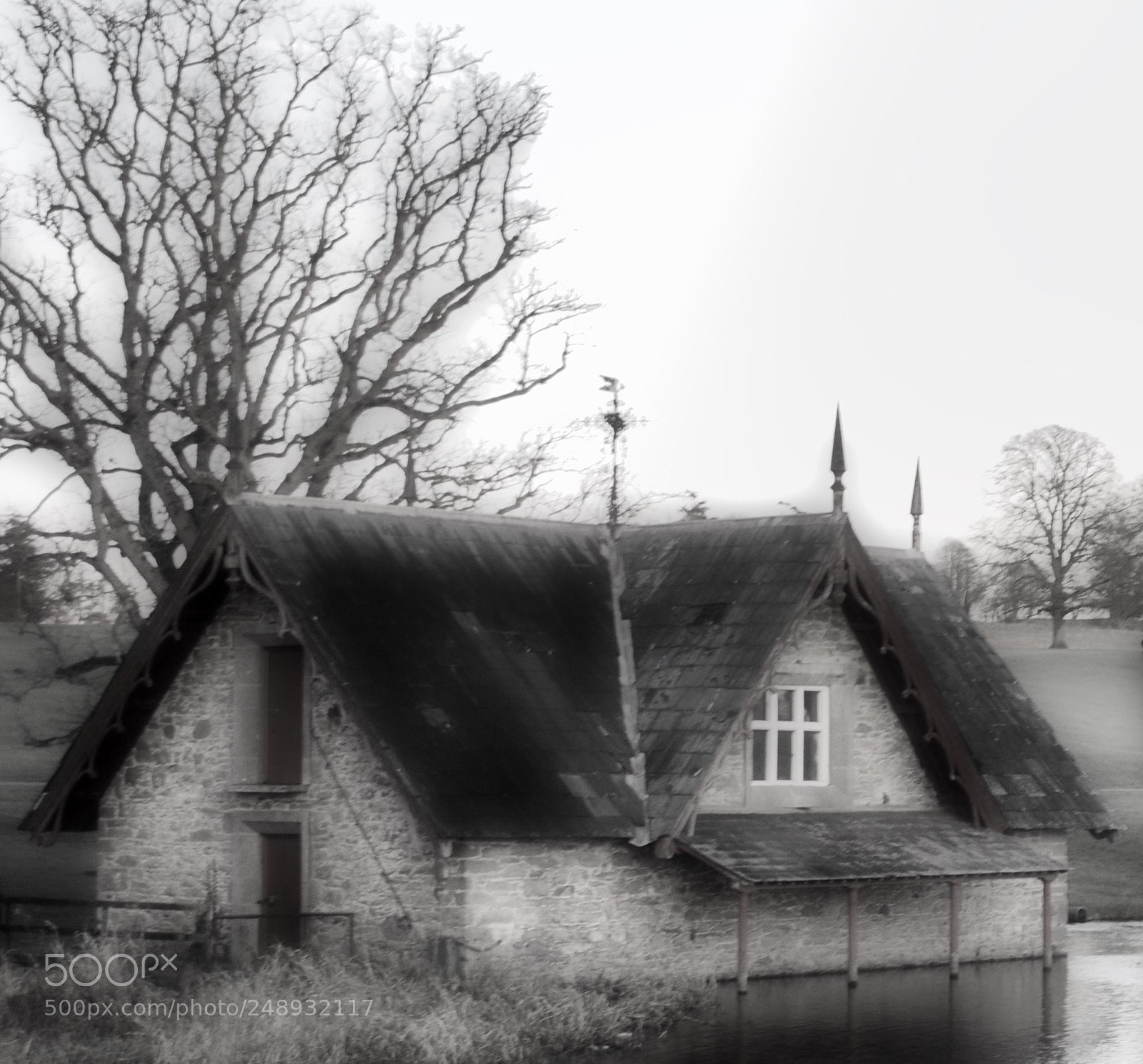 Nikon D3000 sample photo. Carton boathouse photography