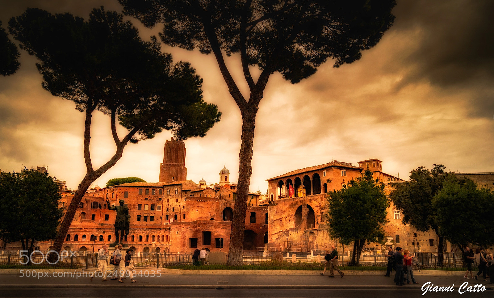 Sony SLT-A37 sample photo. Roma photography