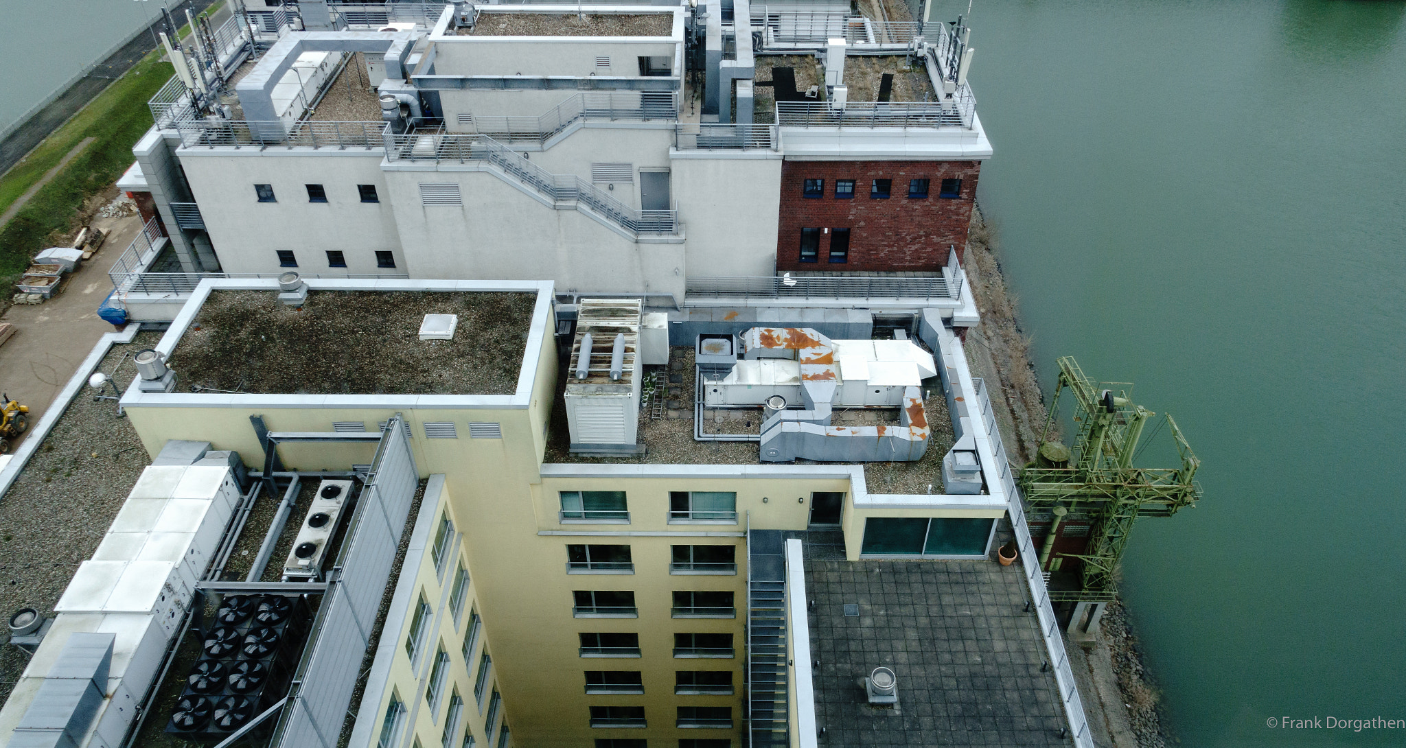Sony Cyber-shot DSC-RX10 II sample photo. Rooftops photography