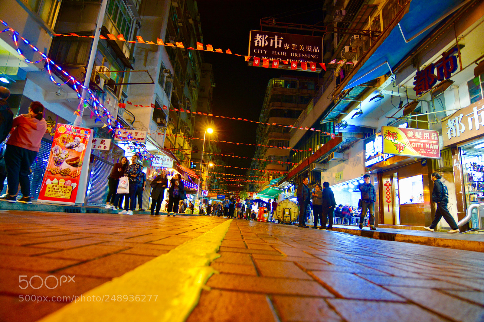 Nikon D5200 sample photo. Temple street photography