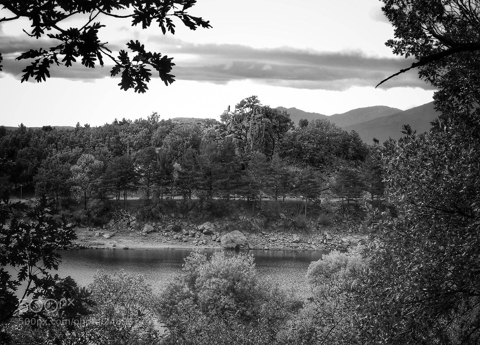 Fujifilm FinePix SL1000 sample photo. Lago photography