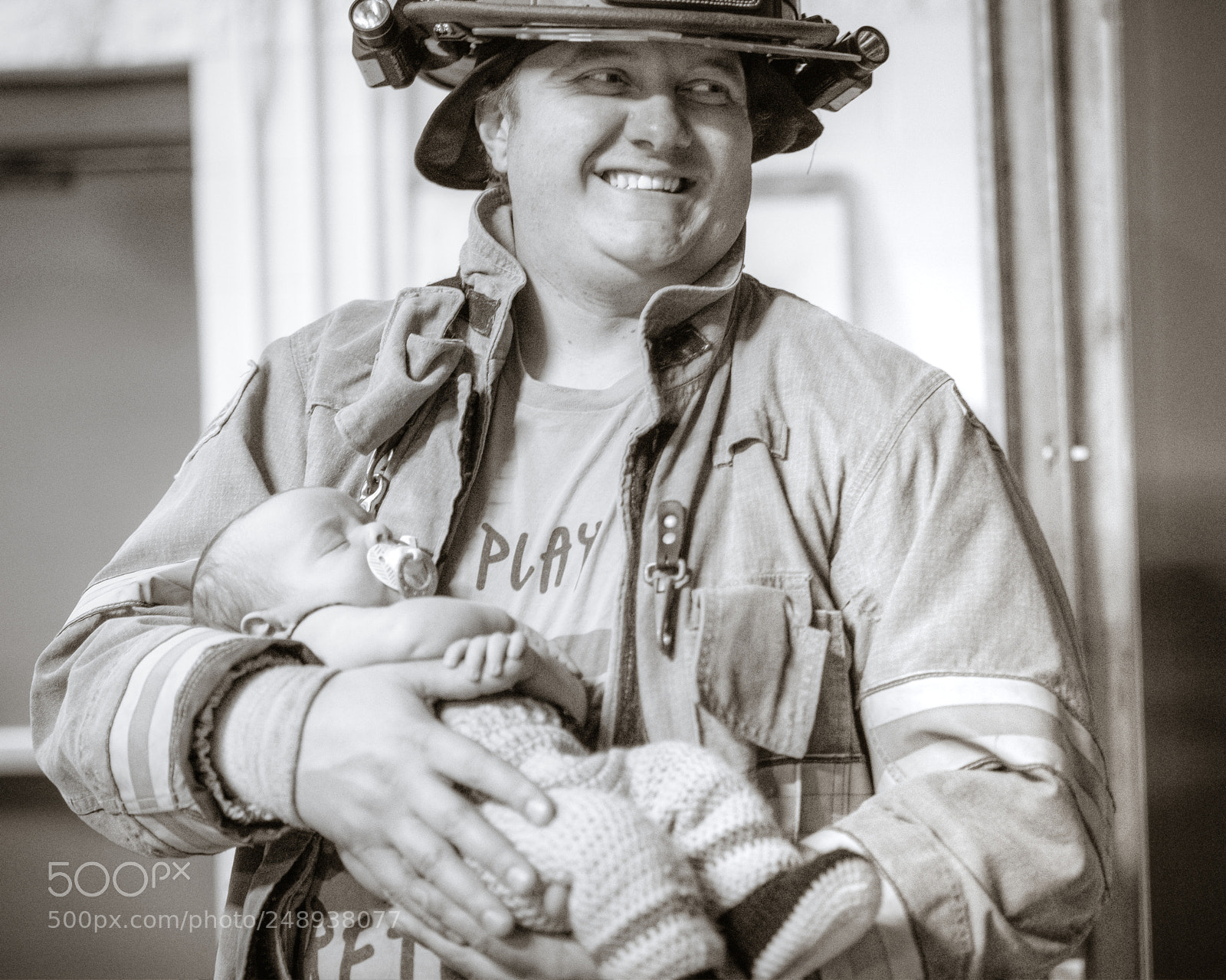 Canon EOS-1D X Mark II sample photo. Asher and proud papa photography