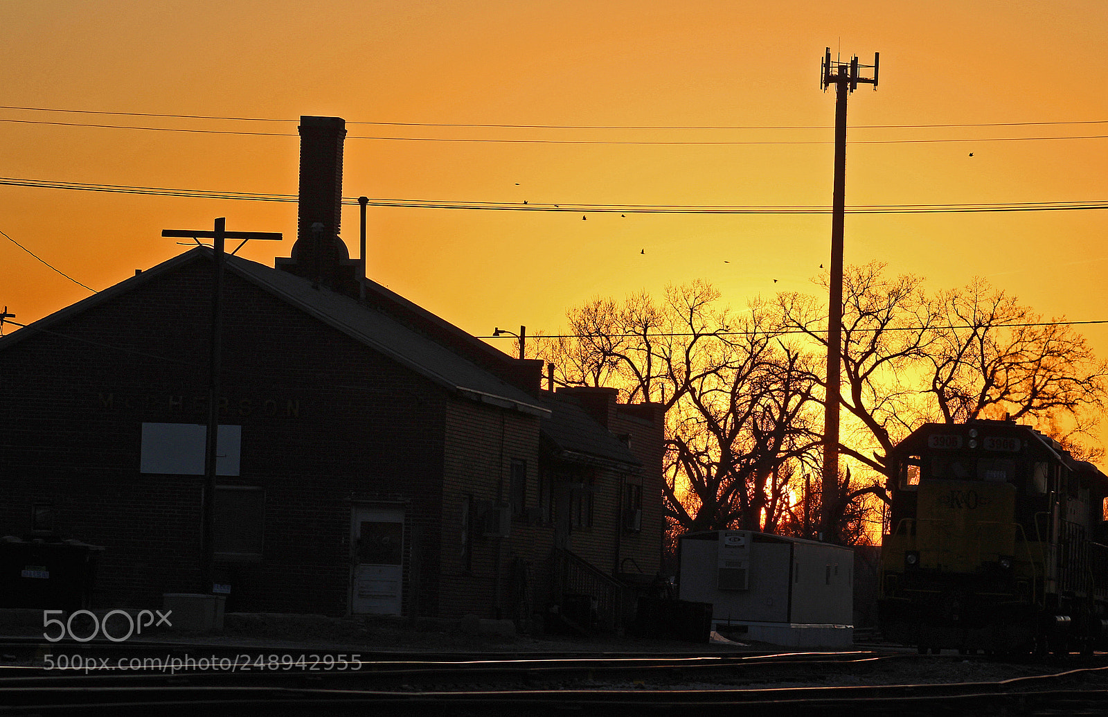 Canon EOS 1200D (EOS Rebel T5 / EOS Kiss X70 / EOS Hi) sample photo. Passing trains photography