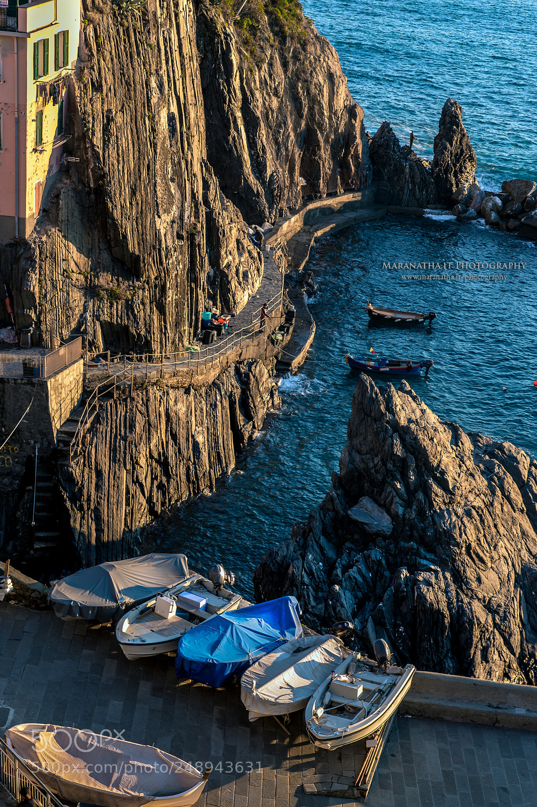 Canon EOS 6D Mark II sample photo. Manarola - cinque terre photography