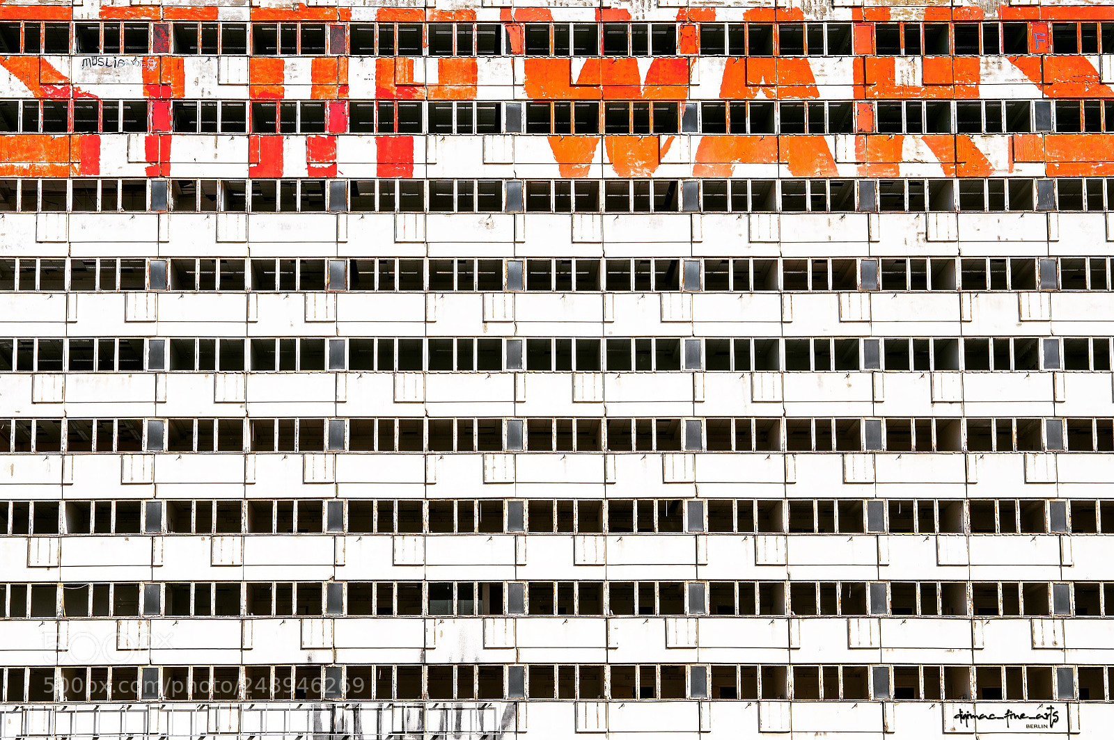 Sony a6300 sample photo. Berlin plattenbau graffiti photography