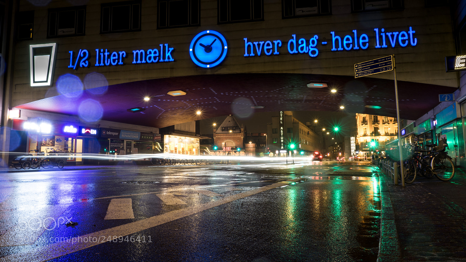 Sony a7 II sample photo. Vesterbro at night photography