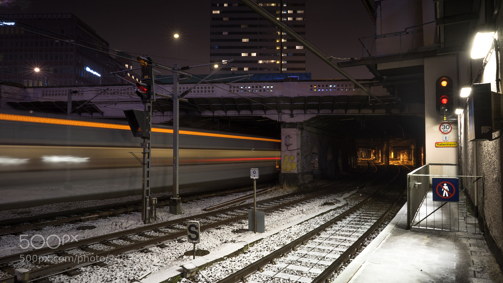 Sony a7 II sample photo. Vesterbro at night photography