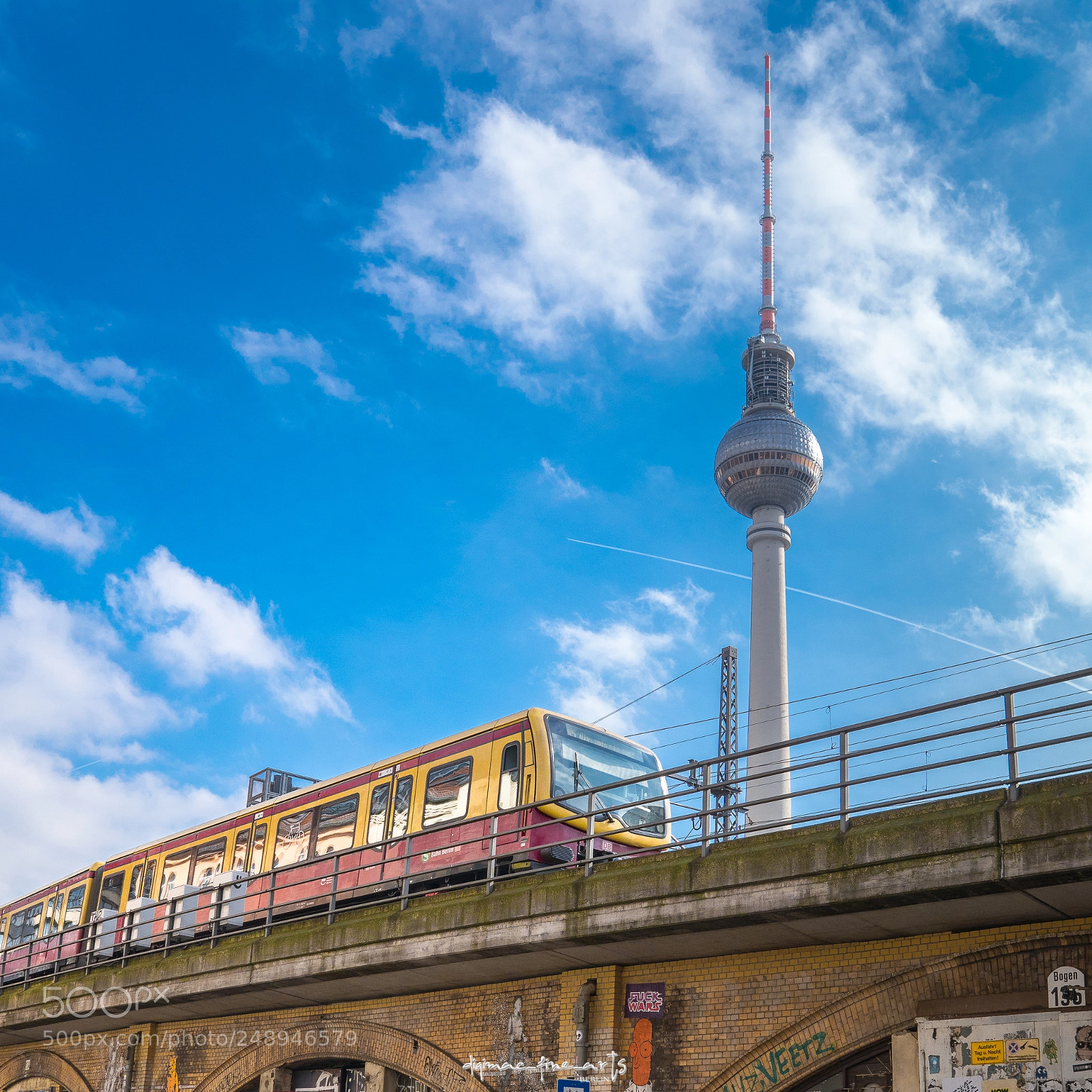 Sony a6300 sample photo. S-bahn berlin photography