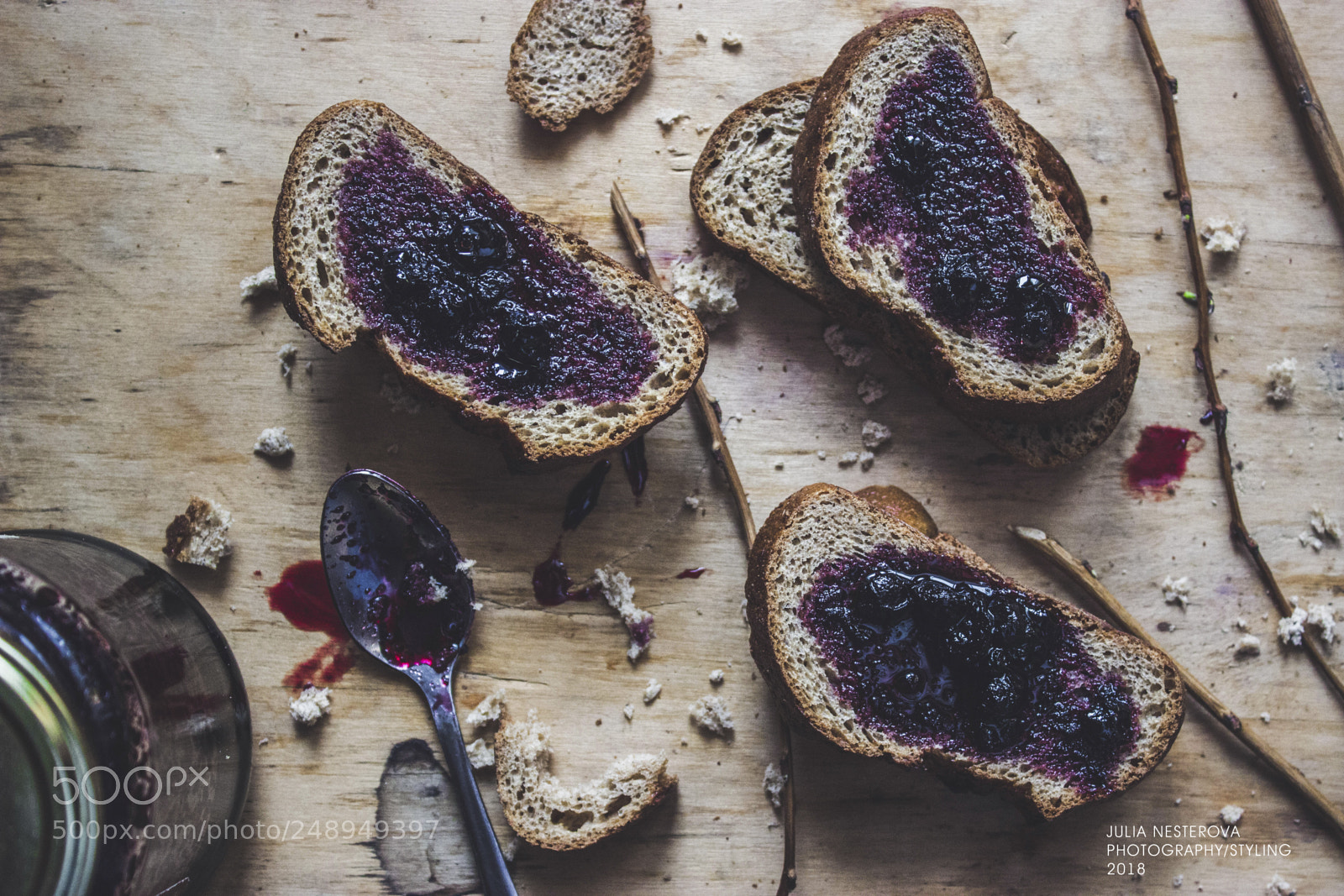 Canon EOS 600D (Rebel EOS T3i / EOS Kiss X5) sample photo. Bread with jam photography