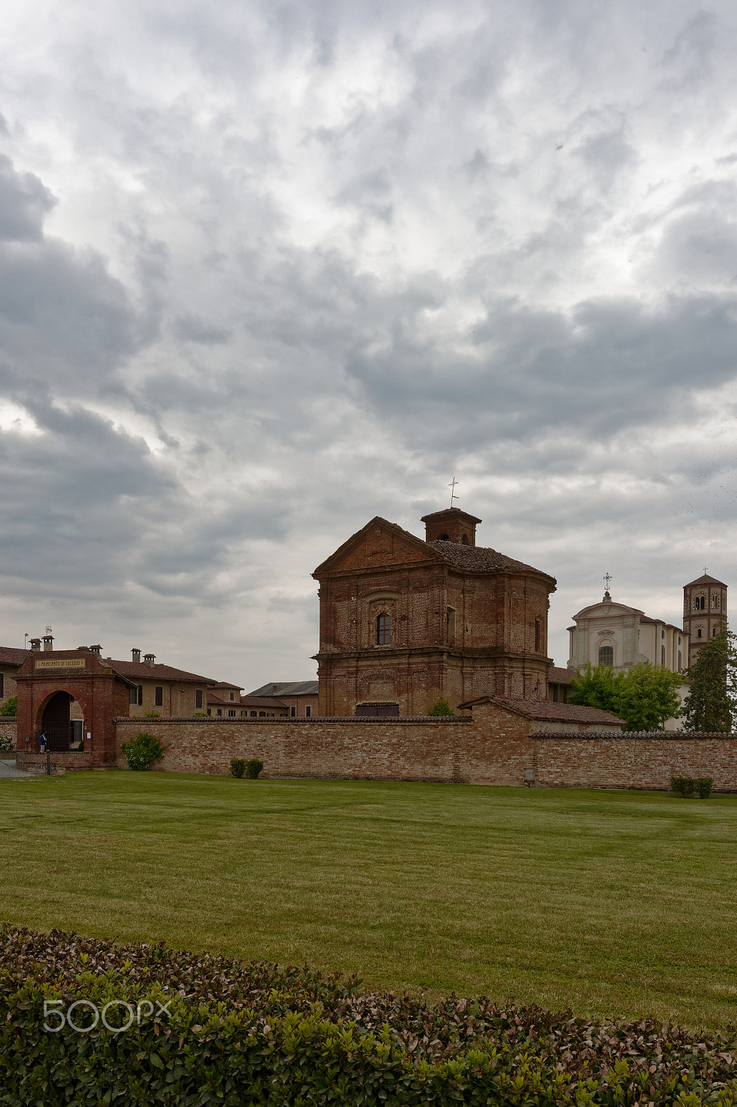 Nikon AF-S Nikkor 14-24mm F2.8G ED sample photo. Abbazia di lucedio photography