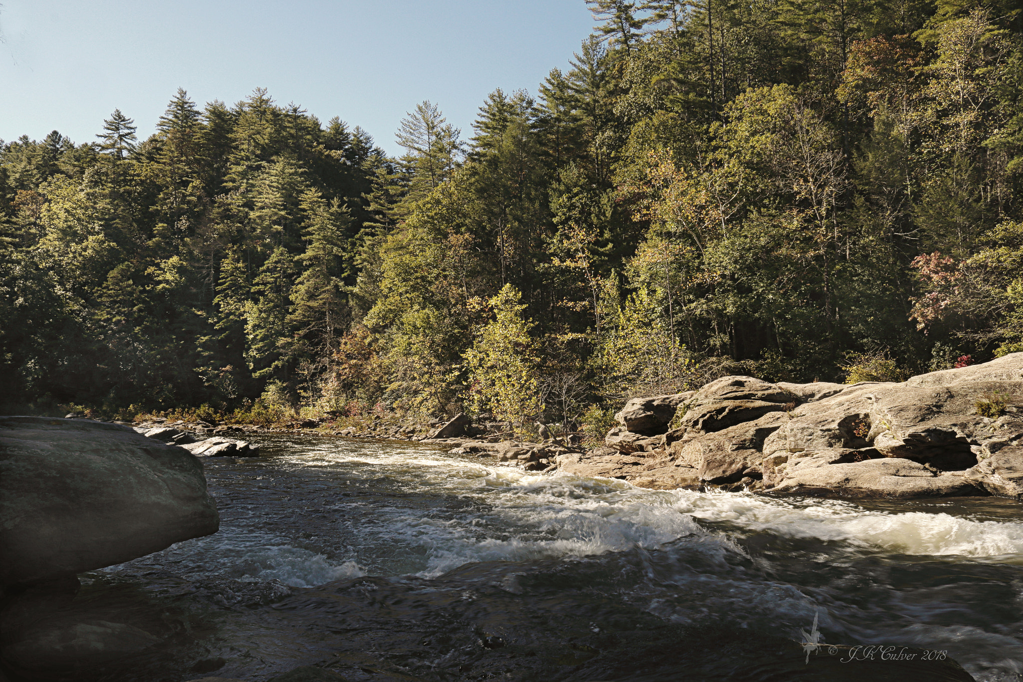 Canon EOS 77D (EOS 9000D / EOS 770D) + Canon EF-S 18-55mm F3.5-5.6 IS STM sample photo. Chattooga river photography