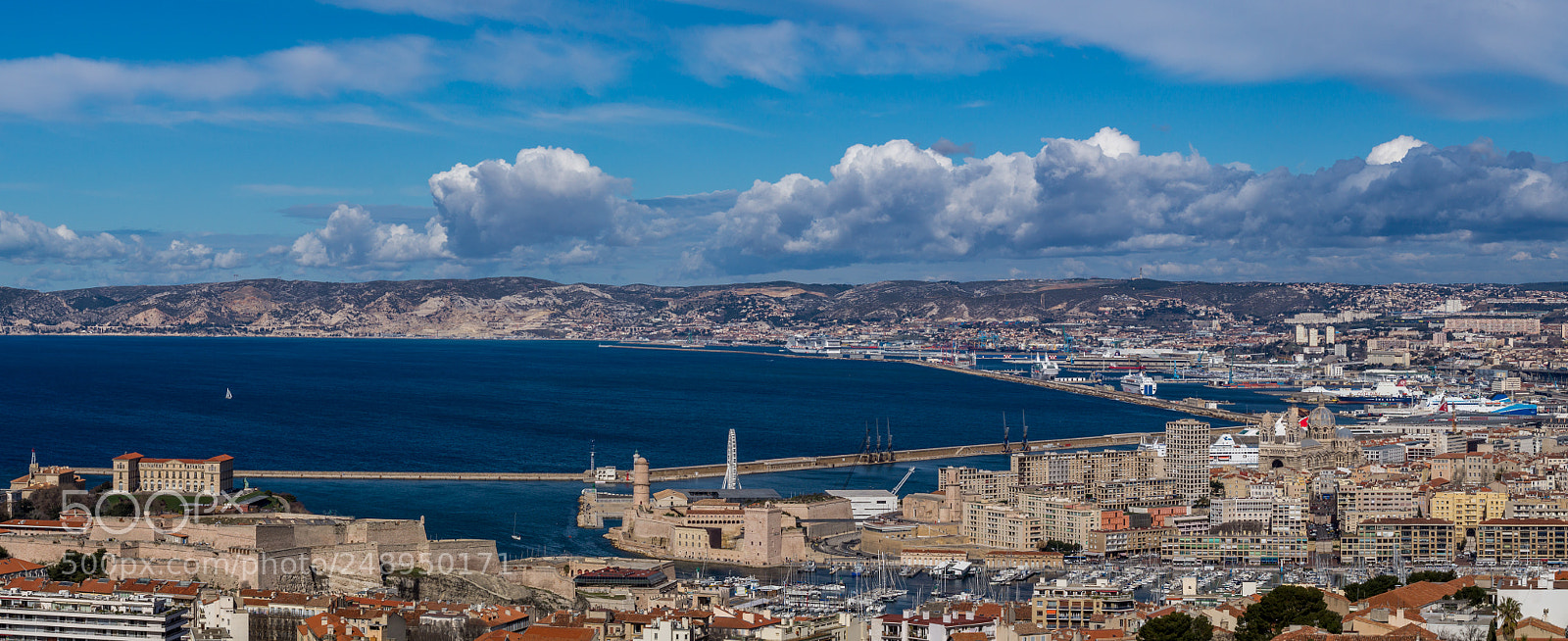 Sony SLT-A58 sample photo. Welcome to marseille photography