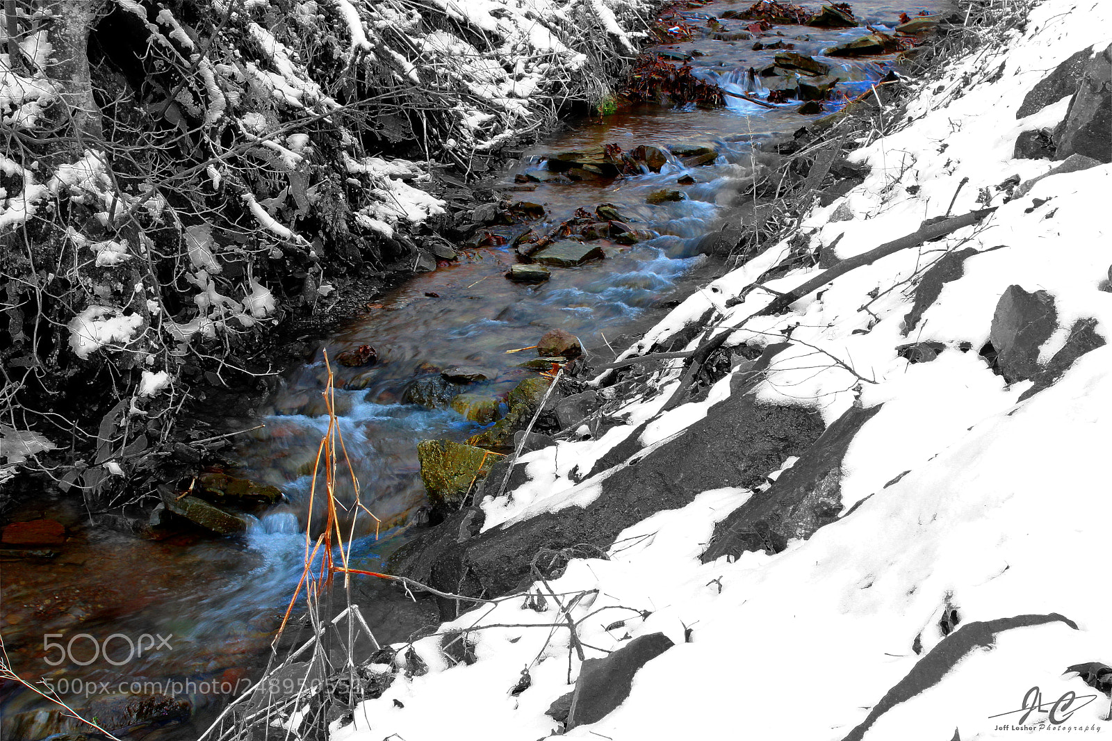 Canon EOS 1300D (EOS Rebel T6 / EOS Kiss X80) sample photo. The flow of snow photography