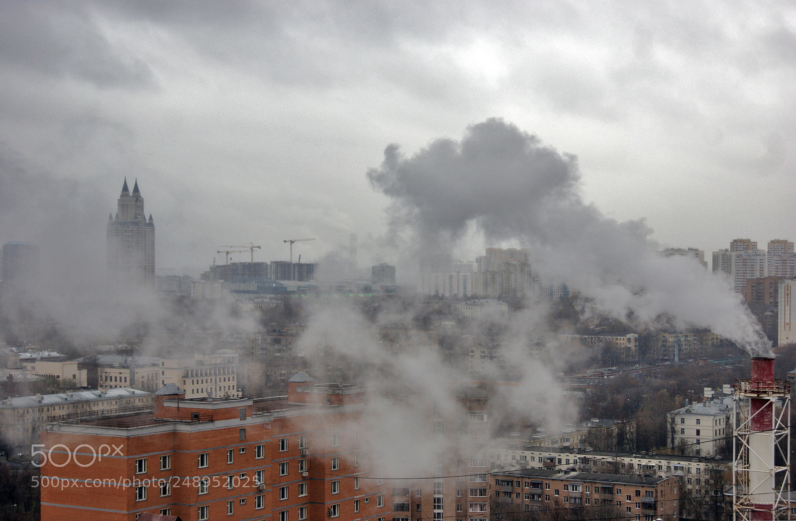 Sony Alpha DSLR-A290 sample photo. Moscow melancholy photography