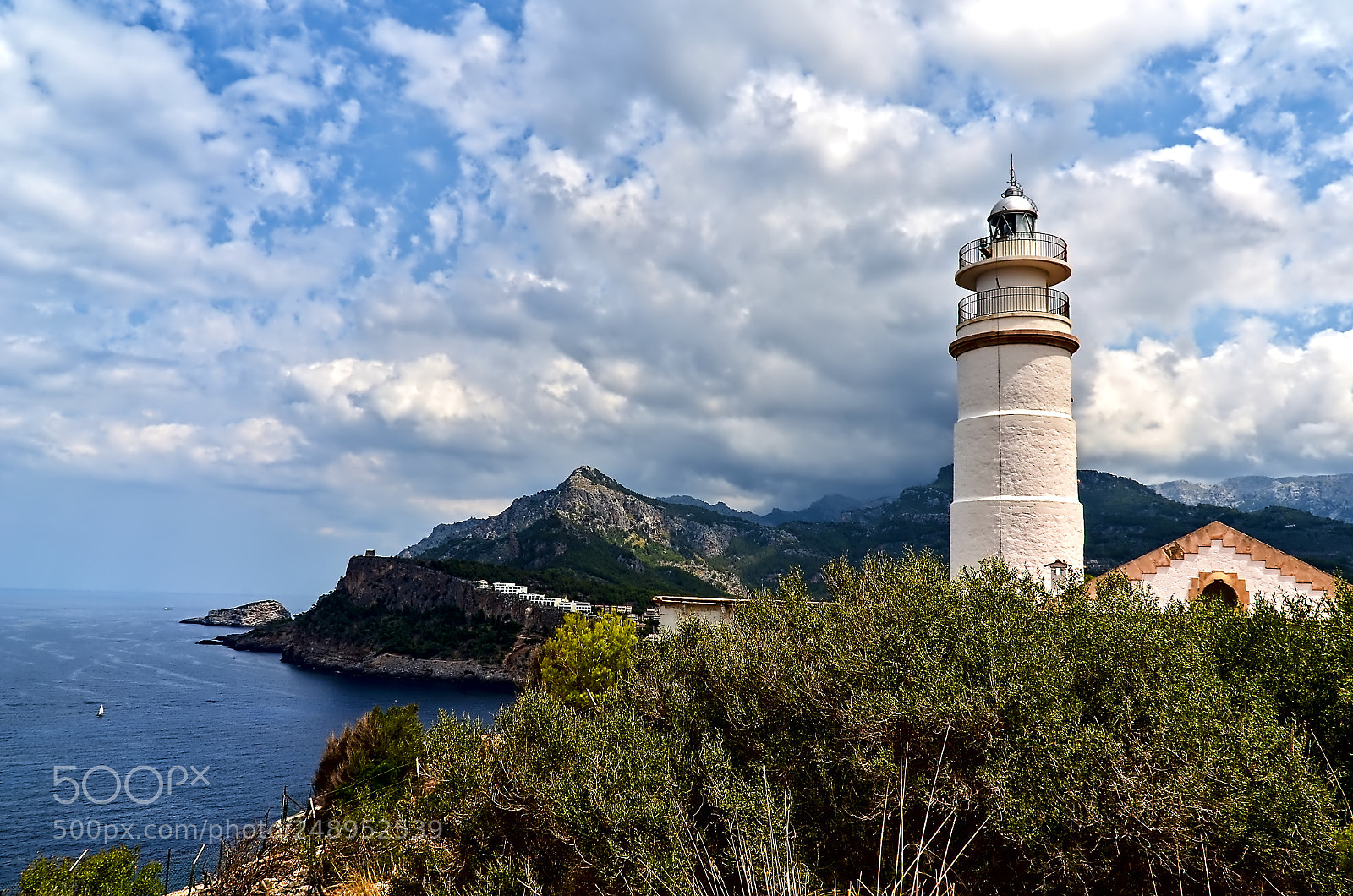 Nikon D5100 sample photo. Lighthouse photography