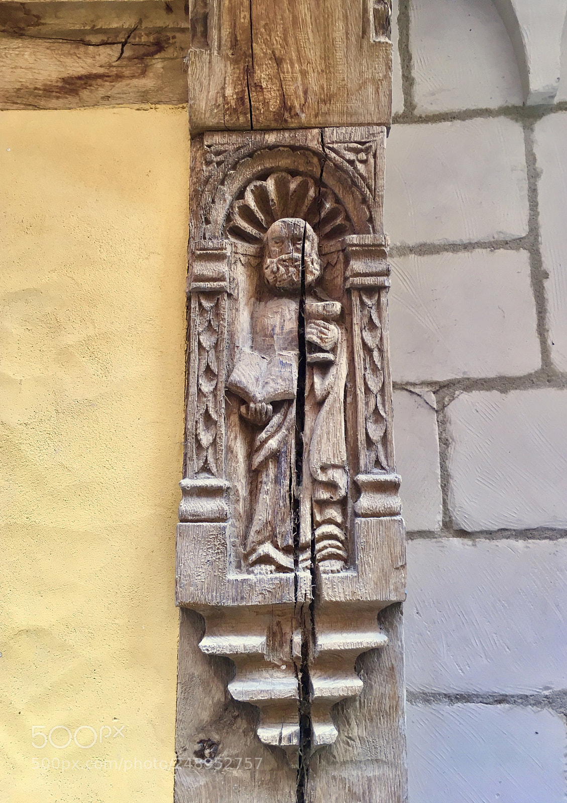 Apple iPhone 6s sample photo. Wood sculpture photography