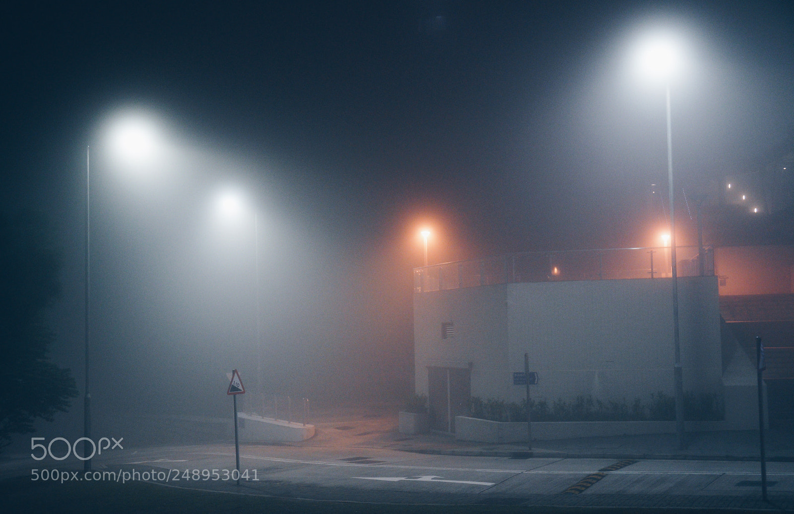 Sony a6300 sample photo. Light in the mist photography