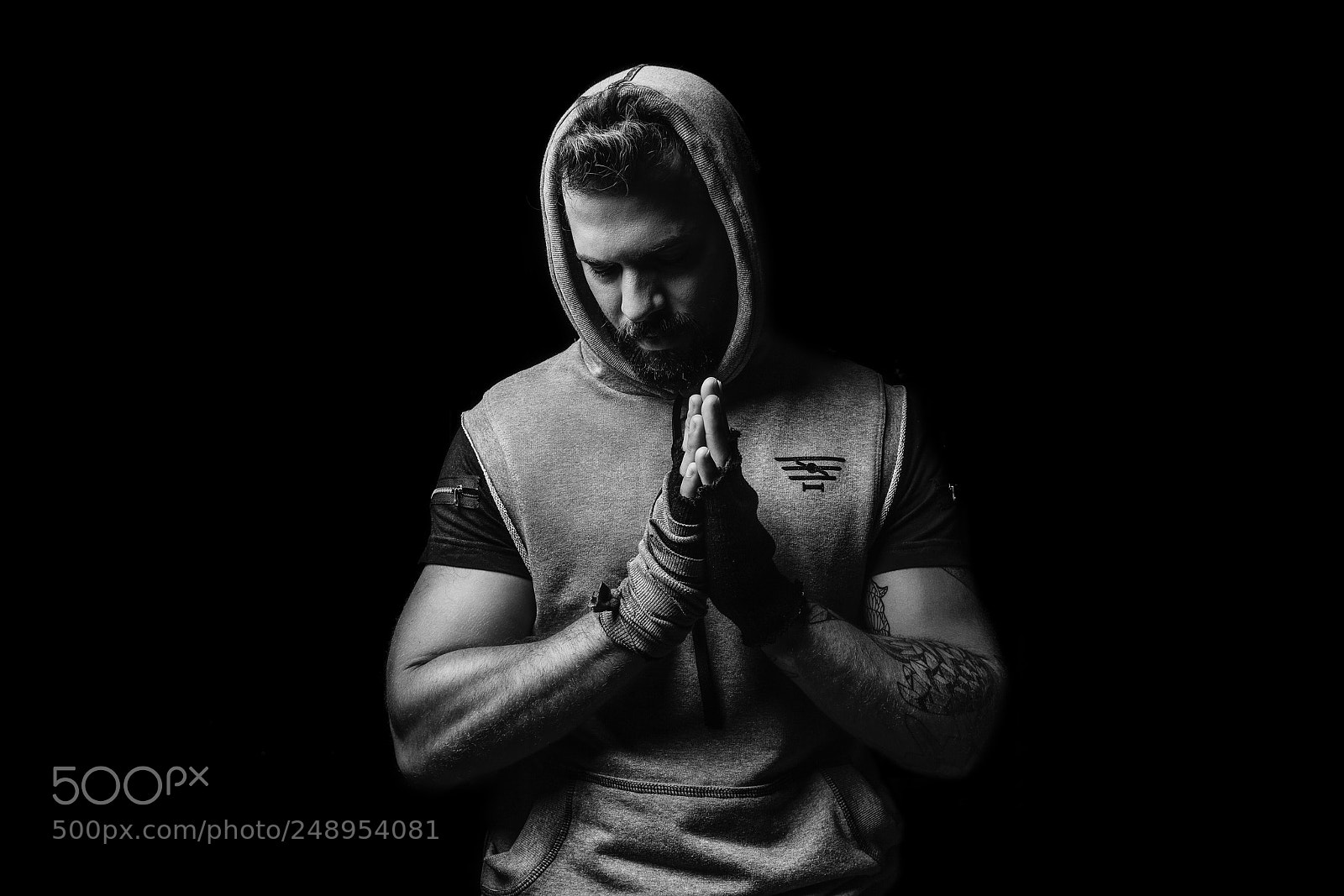 Canon EOS 5DS R sample photo. Reaction photography