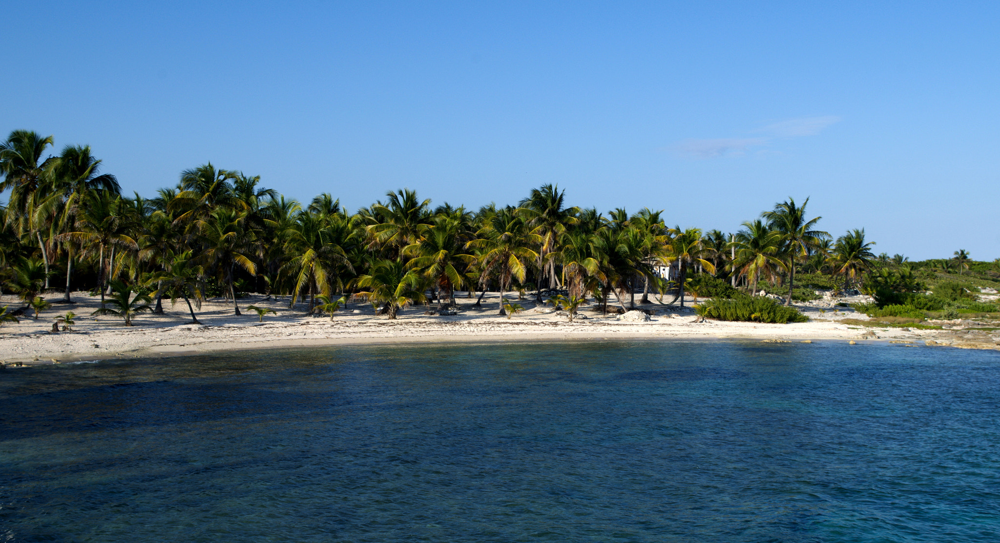 Pentax K-S2 sample photo. Caribbean beach photography