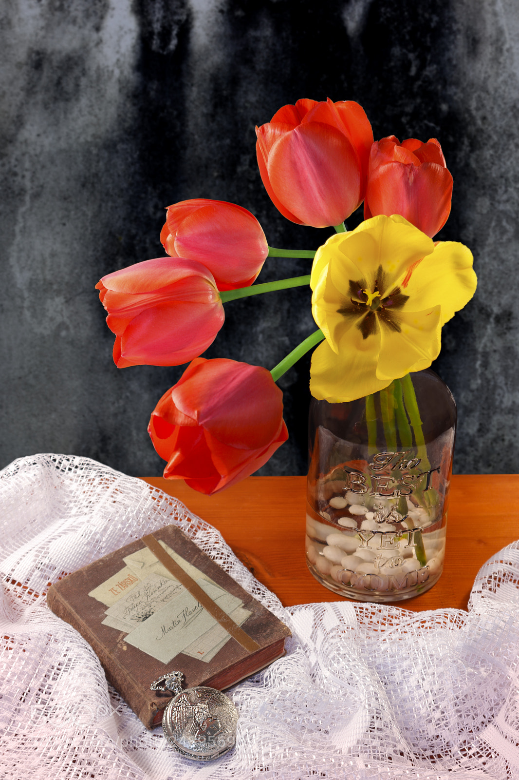 Canon EOS 600D (Rebel EOS T3i / EOS Kiss X5) sample photo. Still life with tulips photography
