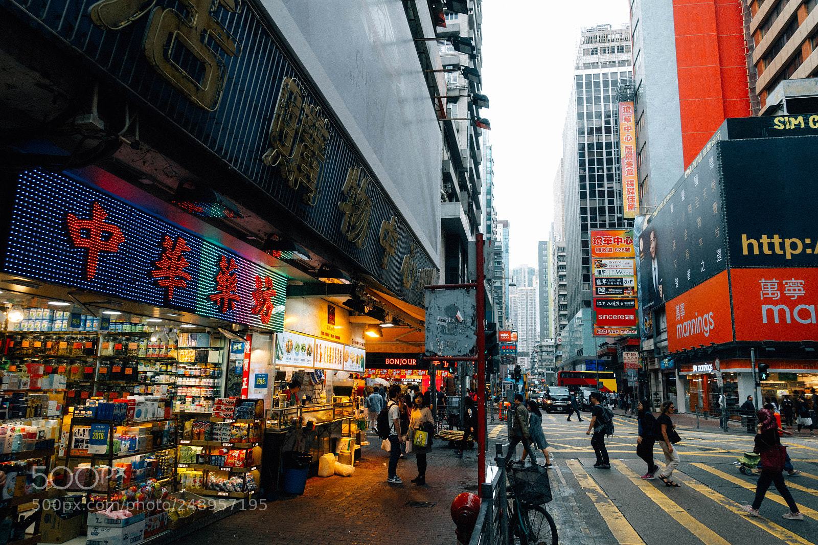 Sony Cyber-shot DSC-RX100 III sample photo. Mongkok photography