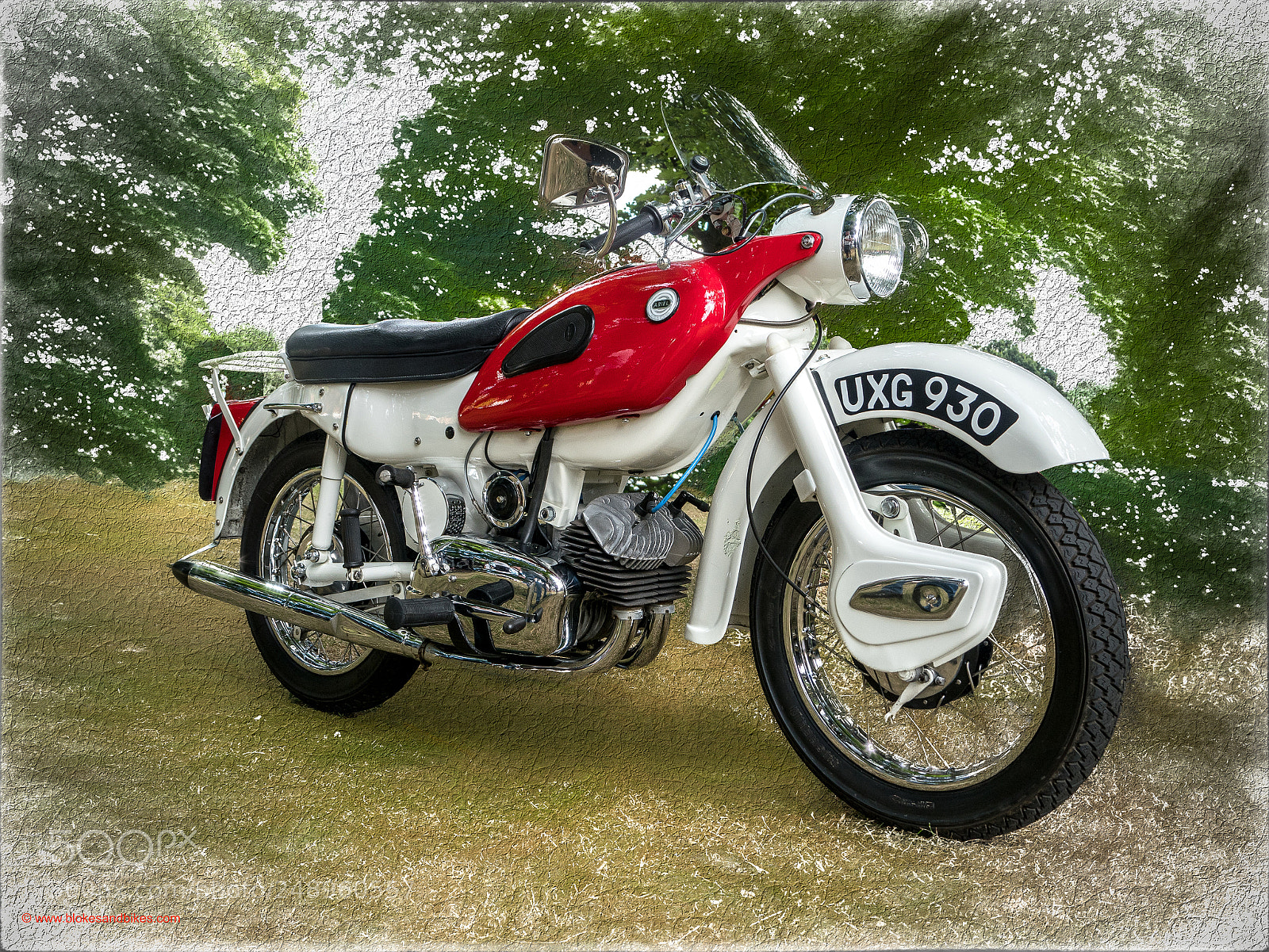Olympus PEN-F sample photo. 1960 ariel arrow photography