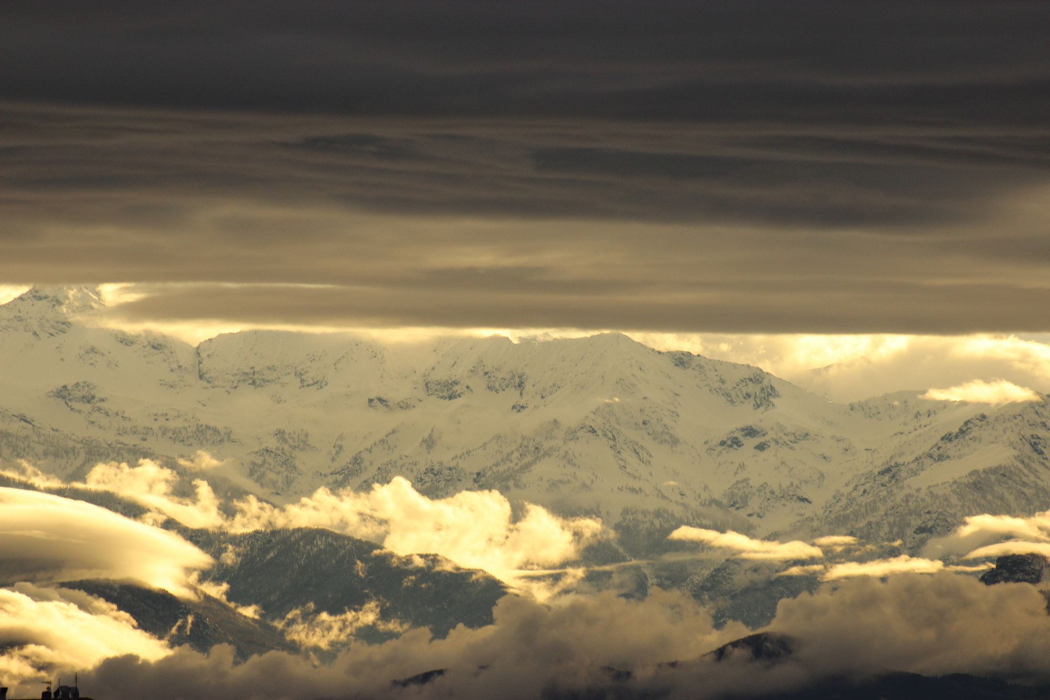 Canon EOS 600D (Rebel EOS T3i / EOS Kiss X5) sample photo. Tramonto sulle alpi photography