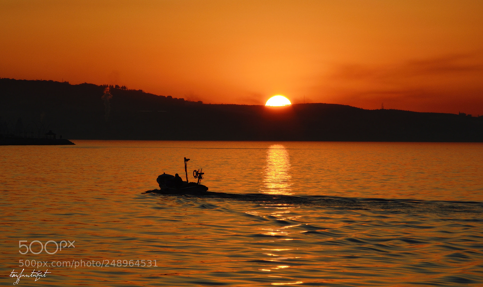 Nikon D5200 sample photo. The evening sun photography