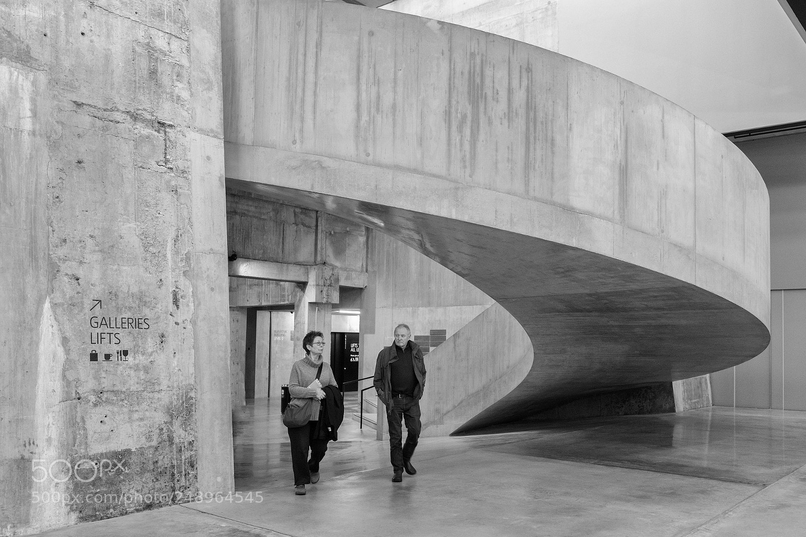 Leica Q (Typ 116) sample photo. Tate modern, london. photography