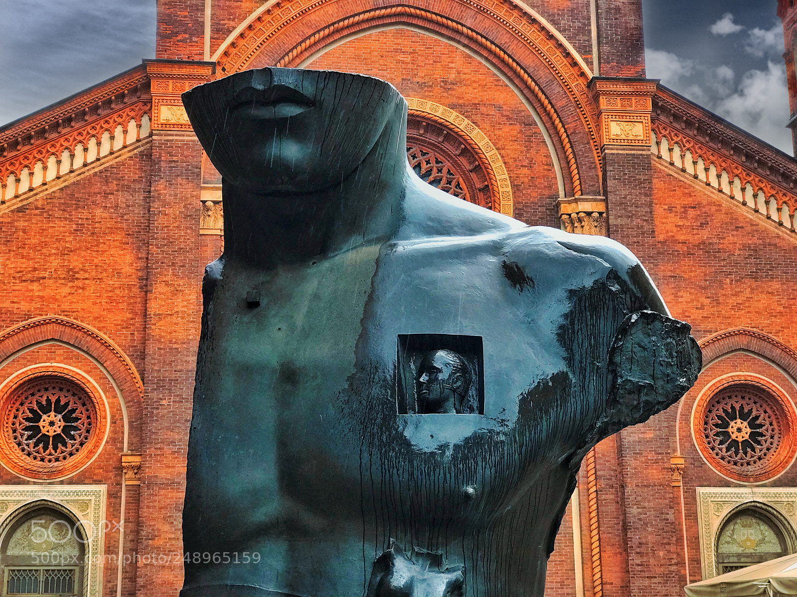 Apple iPhone 7 Plus sample photo. Mitoraj sculpture - milan photography