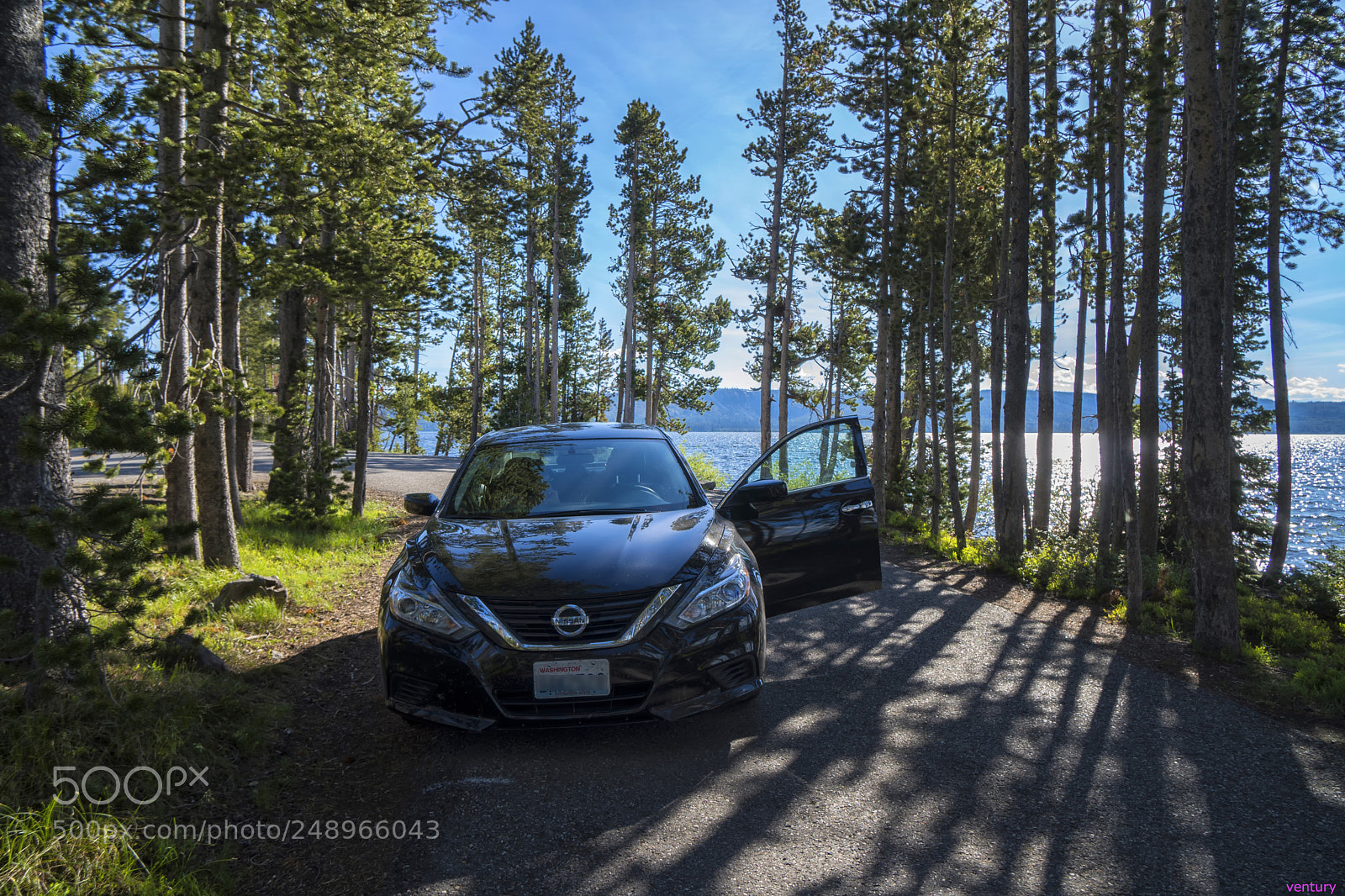 Sony a6500 sample photo. My car in yellowstone photography