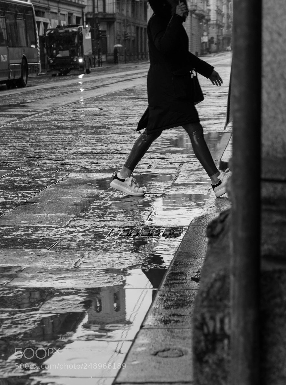 Nikon D3200 sample photo. Wet crossing photography