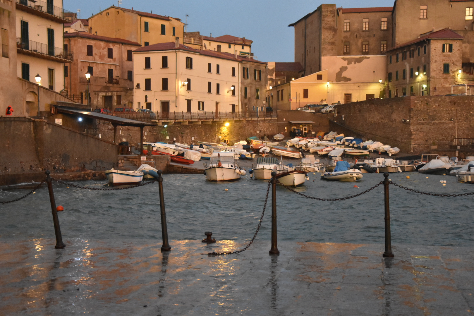 Nikon D3400 sample photo. Pioggia e salsedine al porticciolo di marina photography