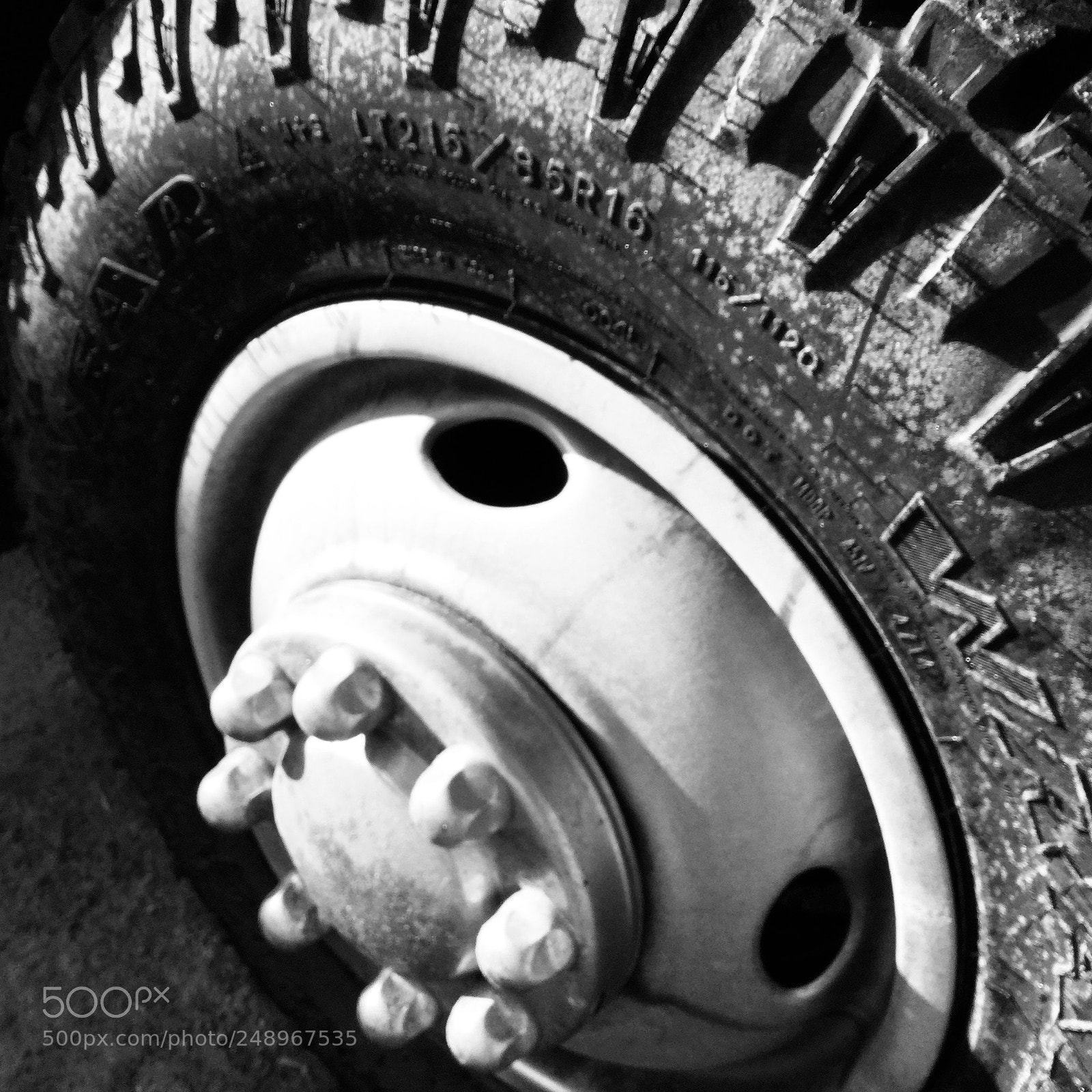 Apple iPod touch sample photo. The hubcap photography