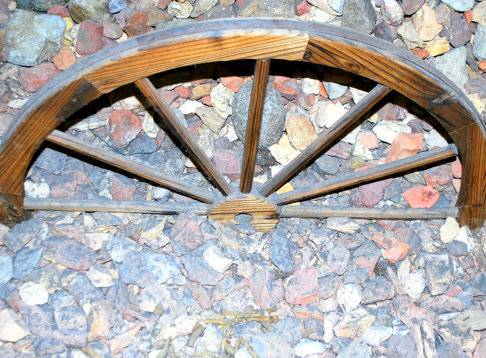 Nikon D60 sample photo. Wagon wheel. photography