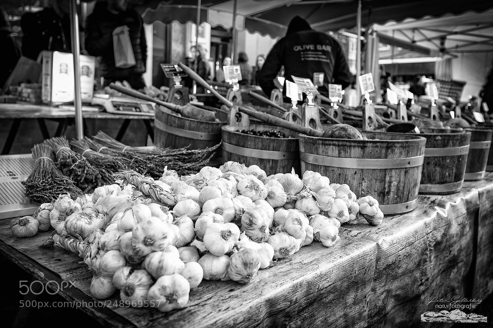 Canon EOS 5D Mark IV sample photo. -portobello road market- photography
