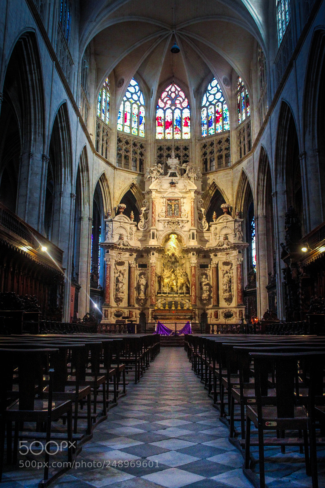 Canon EOS 1200D (EOS Rebel T5 / EOS Kiss X70 / EOS Hi) sample photo. Toulouse’s cathedral photography