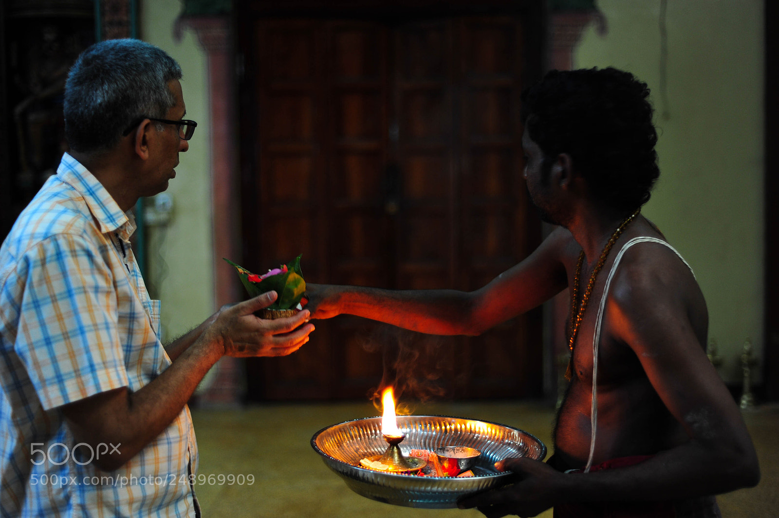Nikon D700 sample photo. Pray photography