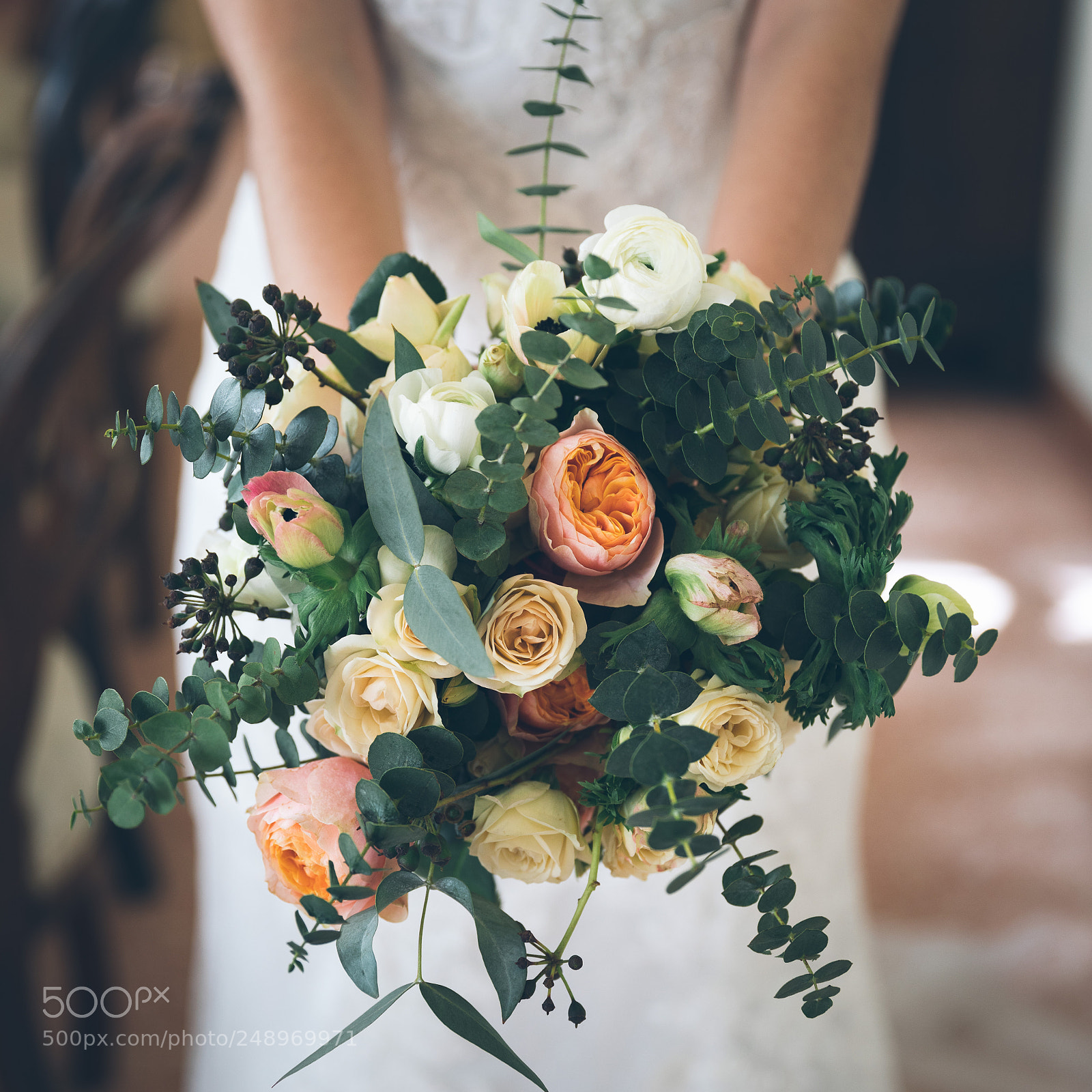 Canon EOS 5D Mark IV sample photo. Bridal flowers photography