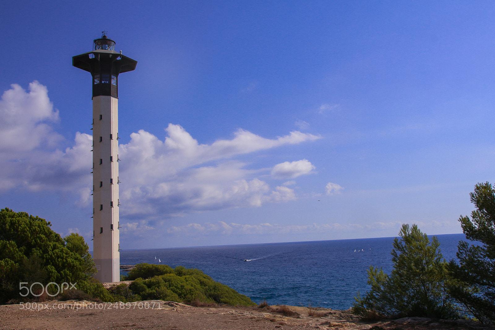 Canon EOS 700D (EOS Rebel T5i / EOS Kiss X7i) sample photo. El faro photography