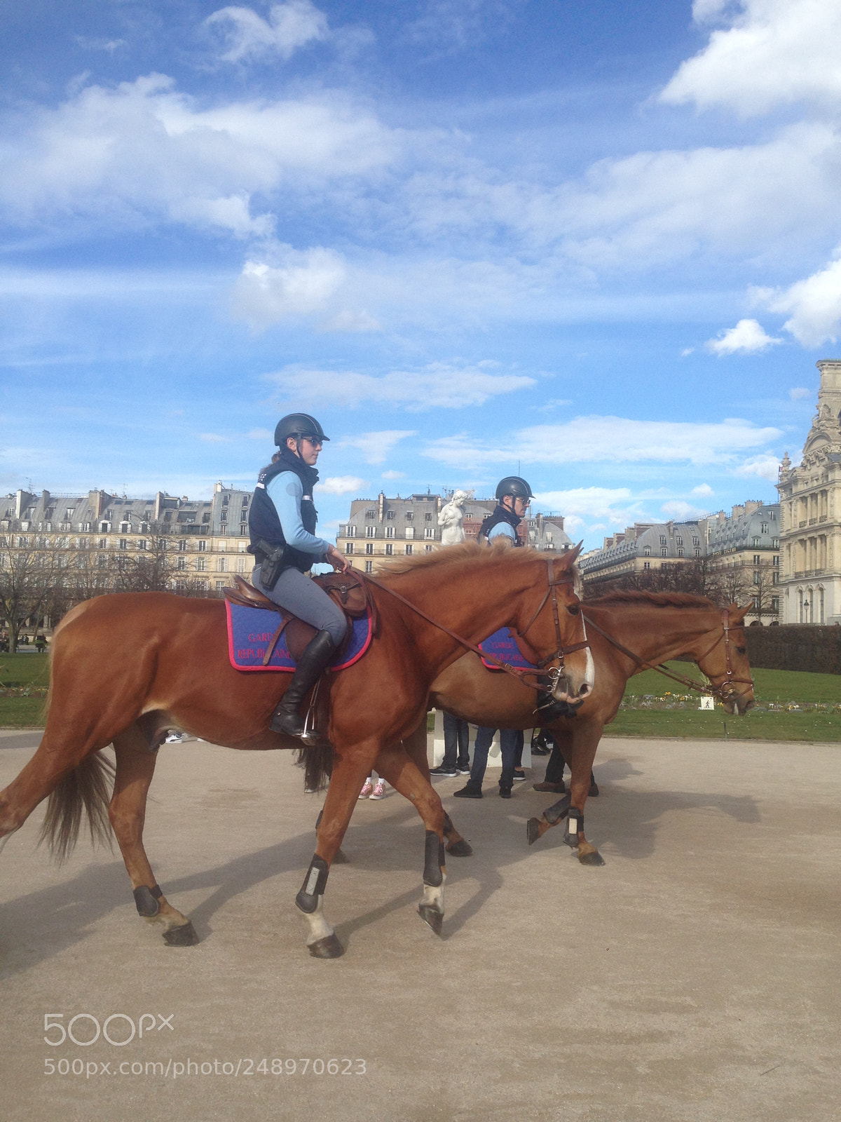 Apple iPhone 5 sample photo. Jardin de tuileries paris photography